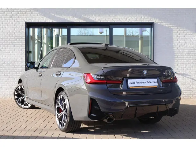 BMW 3 Serie 330e 2026 Hybride Benzine 2