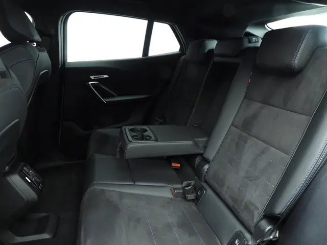 BMW iX2 eDrive20 2025 Elektrisch 8