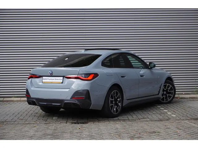 BMW i4 Gran Coupé eDrive40 2022 Elektrisch 2