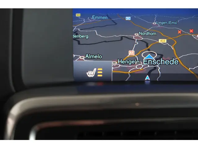 Volvo V60 2.0 T4 R-Design 2018 Benzine 24