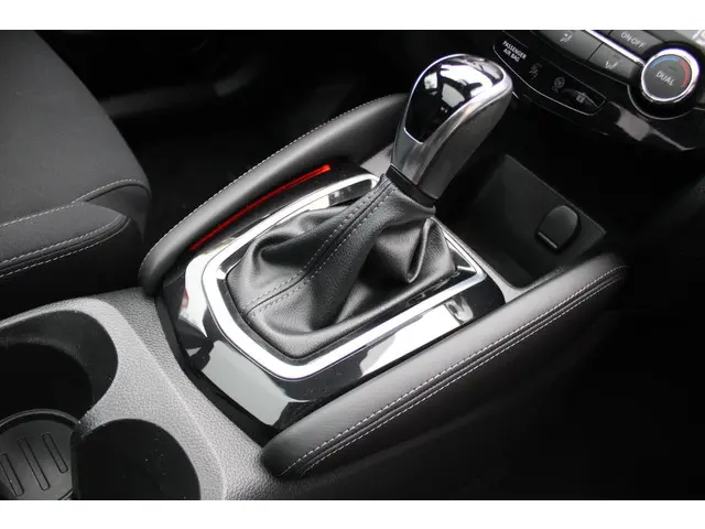 Nissan QASHQAI DIG-T 160 DCT N-Tec 2020 Benzine 29
