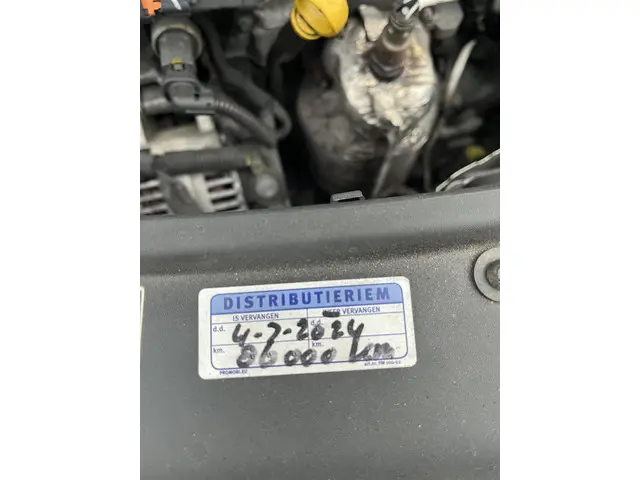 Peugeot 208 1.2 PureTech Blue Lion 2017 Benzine 26