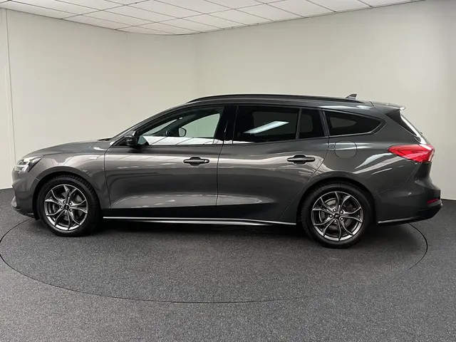 Ford Focus Wagon 1.0 EcoBoost Hybrid ST Line 2021 Benzine 4