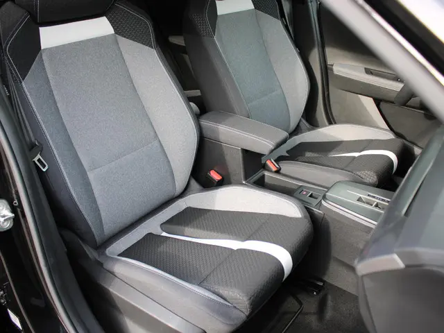 Opel Frontera 1.2 Turbo Hybrid GS 2025 Hybride Benzine 13