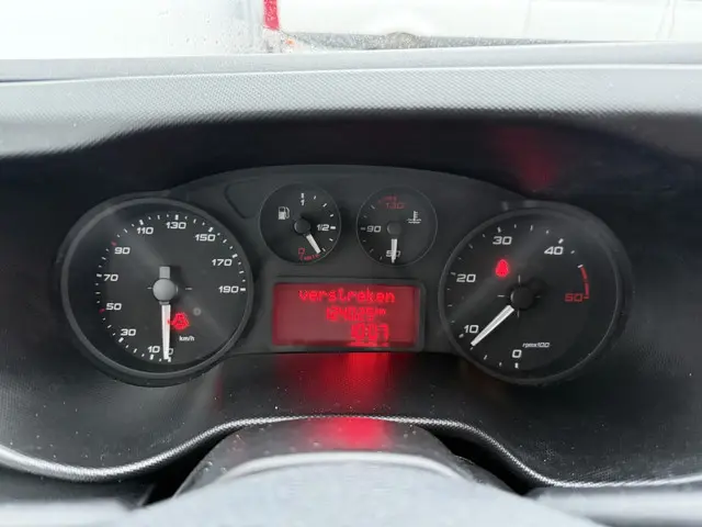 Iveco Daily 35S14 2.3 2019 Diesel 27