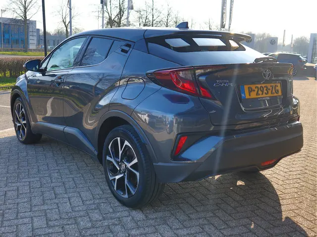 Toyota C-HR 1.8 Hybrid Dynamic 2021 Hybride Benzine 3