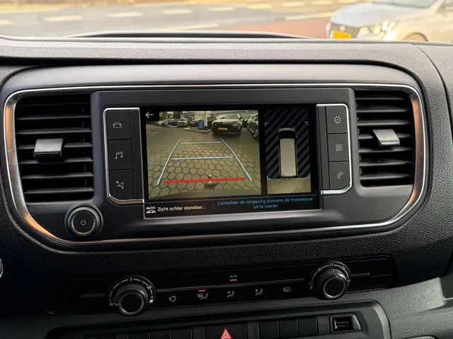 Peugeot Expert 2.0 BlueHDI 180 Long Premium 2020 Diesel 31