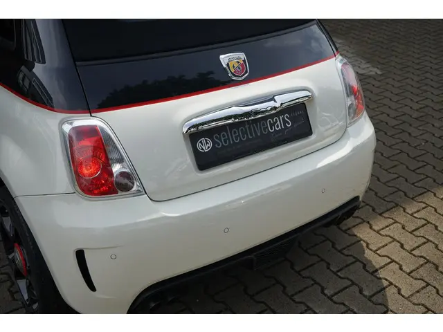 Abarth 500C 1.4 T-Jet Estetico 2012 Benzine 24