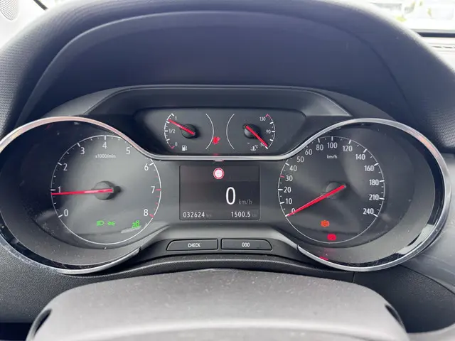 Opel Crossland 1.2 Turbo Elegance 2024 Benzine 20