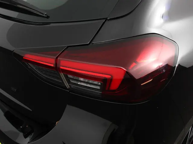 Opel Corsa 1.2 Turbo Sport Edition 2024 Benzine 30