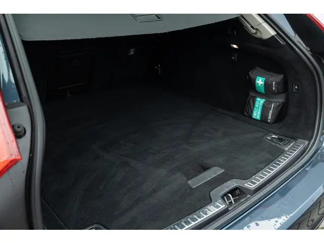 Volvo V90 T4 Momentum Aut 2018 Benzine 15
