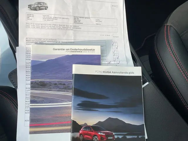 Ford Kuga 2.5 PHEV ST-Line X 2021 Hybride Benzine 29