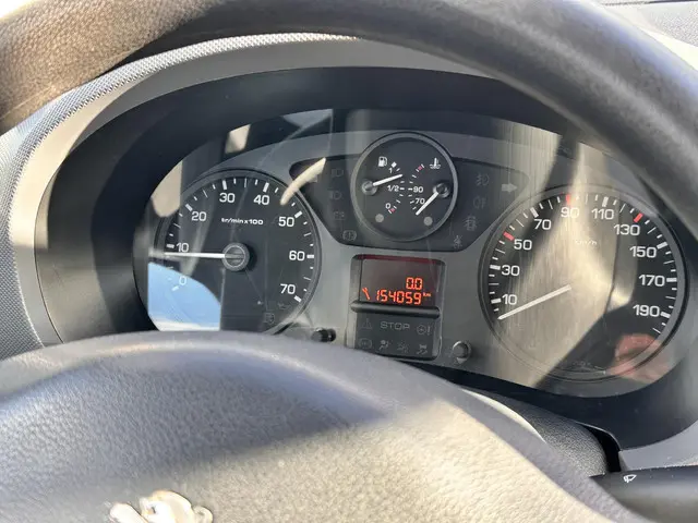 Peugeot Partner 120 1.6 BlueHDi 75 L1 XR 2016 Diesel 14
