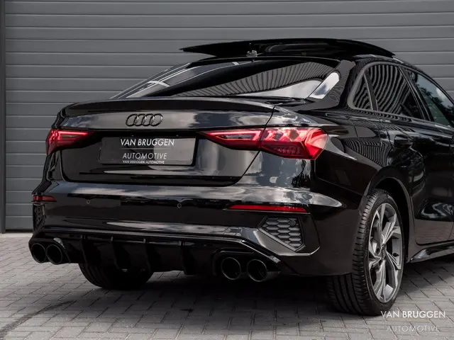 Audi A3 Limousine 35 TFSI S-Line 2022 Benzine 31
