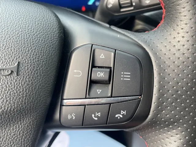 Ford Kuga 2.5 PHEV ST-Line X 2021 Hybride Benzine 16