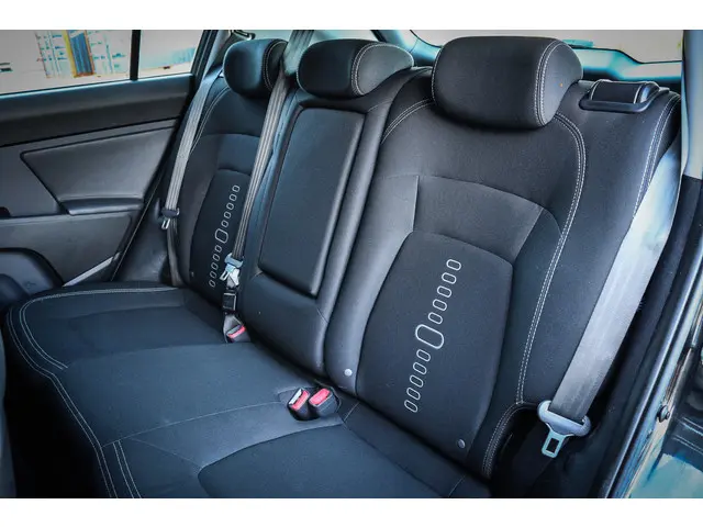 Kia Sportage 1.6 GDI BusinessLine 2015 Benzine 15