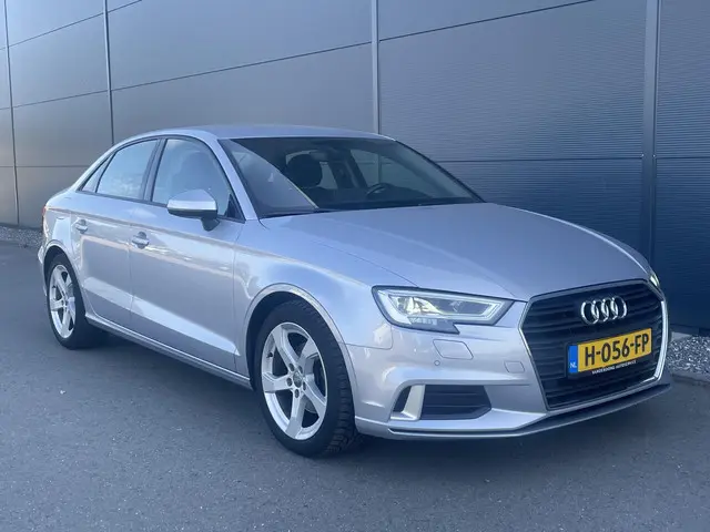 Audi A3 Limousine 35 TFSI CoD Advance 2020 Benzine 3
