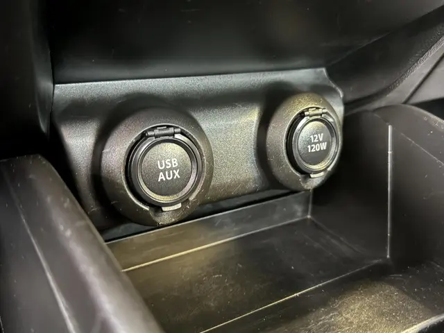 Suzuki Swift 1.0 Stijl Smart Hybrid 2018 Benzine 17