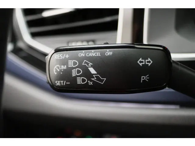 Volkswagen Polo 1.0 TSI Highline 2021 Benzine 32