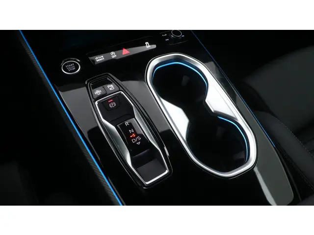 Audi A6 Avant TFSI Advanced edition 2025 Benzine 22