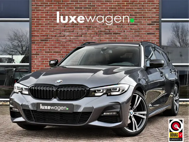 BMW 3 Serie Touring 320i M-Sport 2020 Benzine