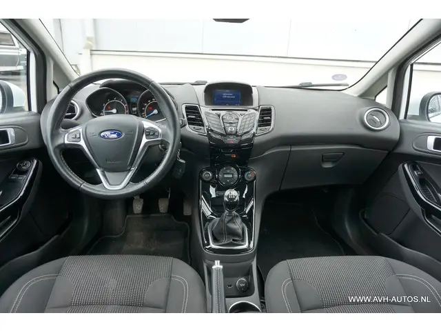 Ford Fiesta 1.0 EcoBoost Titanium 2016 Benzine 5