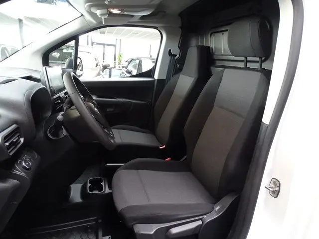 Opel Combo 1.5D L1H1 Edition 2022 Diesel 10