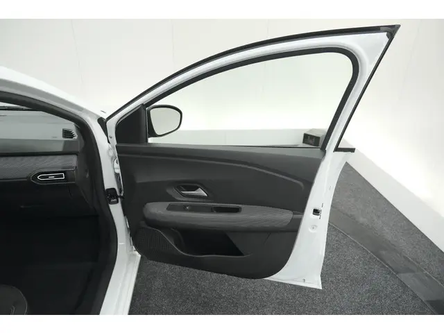 Dacia Sandero TCe 90 CVT Expression 2024 Benzine 54