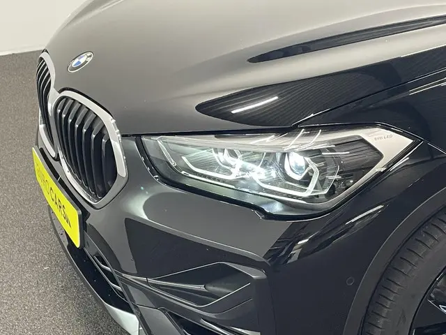 BMW X1 xDrive25e SportLine 2021 Hybride Benzine 11