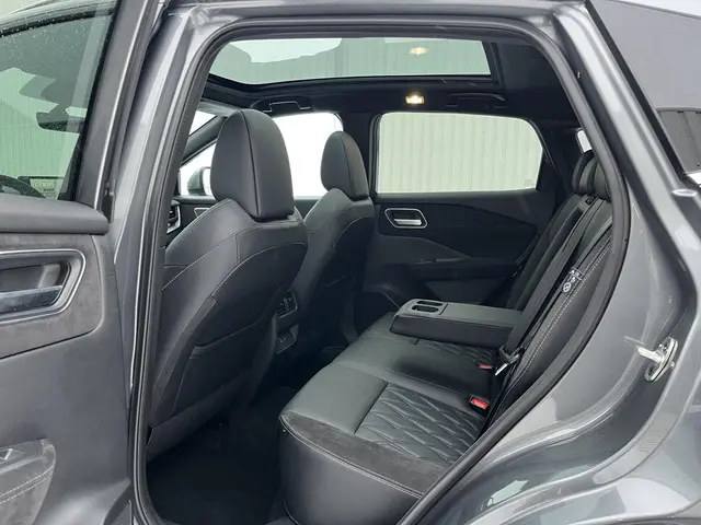 Nissan QASHQAI 1.3 MHEV Xtronic Tekna Plus 2025 Benzine 17