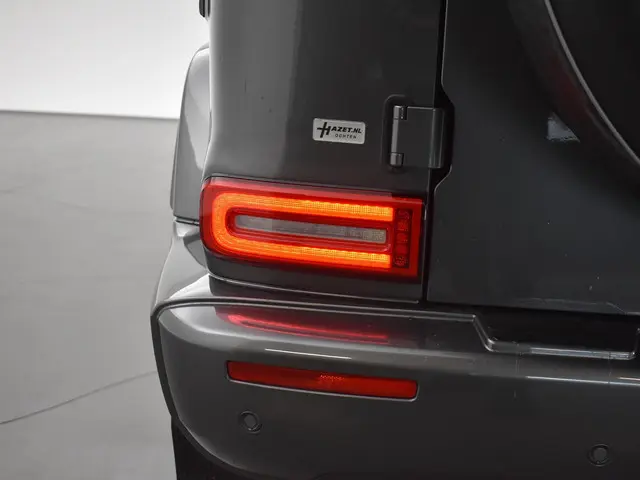Mercedes-Benz G-Klasse 500 2019 Benzine 35