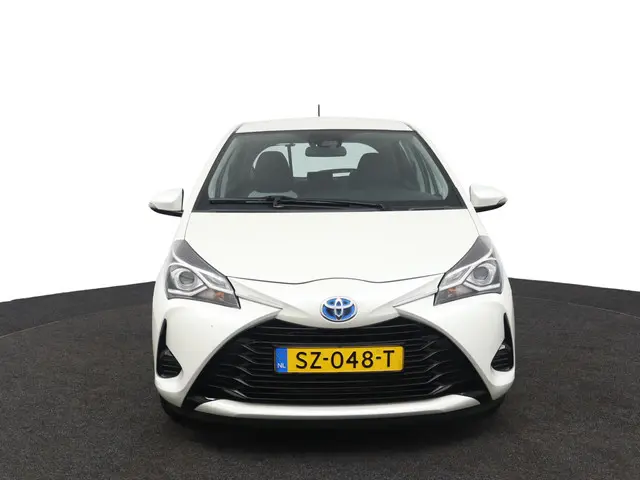 Toyota Yaris 1.5 Hybrid Energy 2018 Hybride Benzine 16