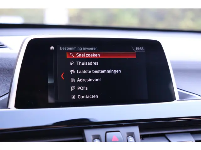 BMW X1 sDrive18i 2019 Benzine 36