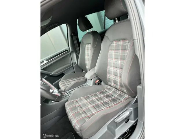 Volkswagen Golf 2.0 TSI | VERKOCHT 2016 Benzine 23