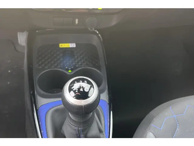 Toyota Aygo X 1.0 VVT-i MT Envy 2022 Benzine 13