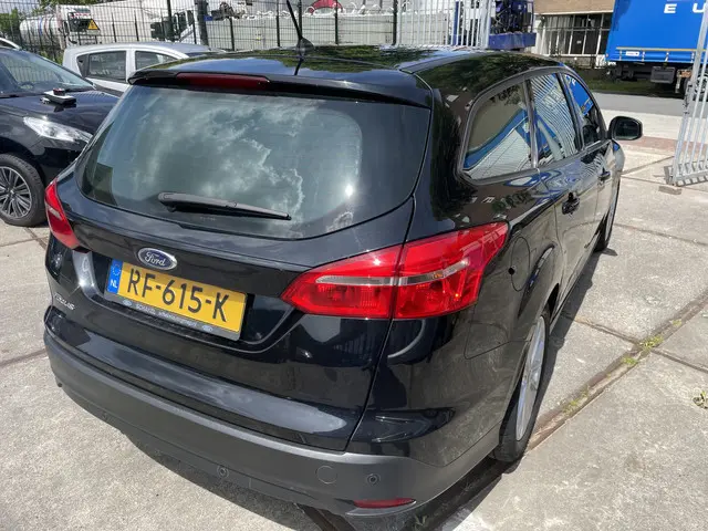 Ford Focus Wagon 1.5 TDCI Trend Edition 2015 Diesel 4