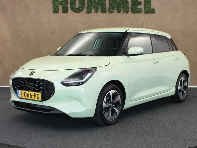 Suzuki Swift 1.2 Style Smart Hybrid 2024 Benzine