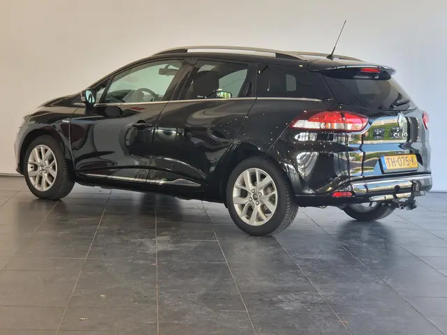 Renault Clio Estate 0.9 TCe Limited 2018 Benzine 6