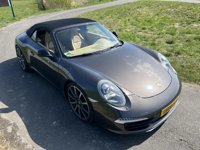 Porsche 911 Cabrio 3.4 Carrera 991 2014 Benzine 16