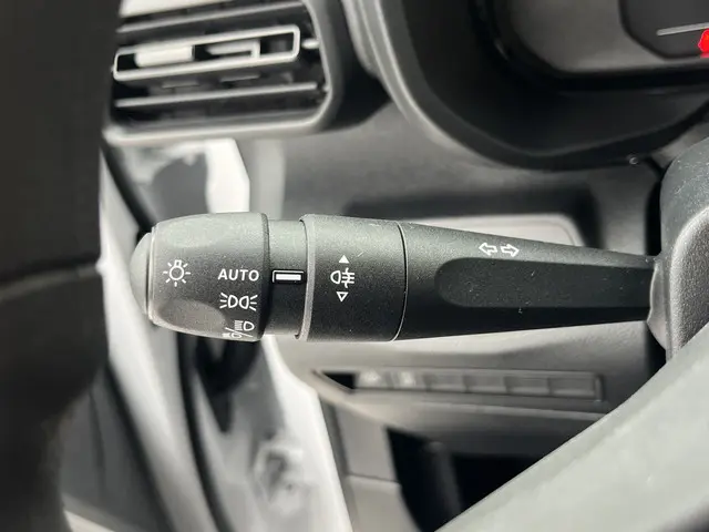 Citroën Berlingo BlueHDi 100 S&S L2 2024 Diesel 15