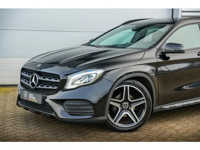 Mercedes-Benz GLA GLA 180 2019 Benzine 27