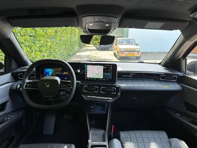 Renault 4 comfort range iconic 52 kWh 2025 Elektrisch 20