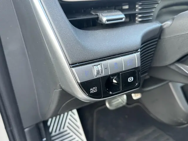 Hyundai IONIQ 5 Lounge 77kWh 2025 Elektrisch 25