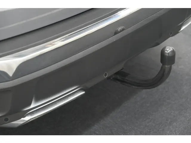 Peugeot 3008 PureTech 130 EAT8 Crossway 2020 Benzine 23