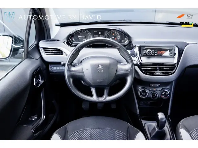 Peugeot 2008 1.2 VTi 82 pk ACTIVE 2014 Benzine 9