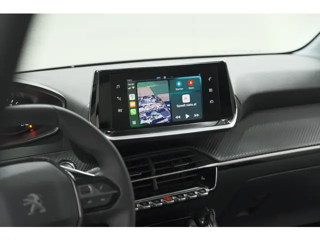 Peugeot 208 PureTech 100 Allure Pack 2023 Benzine 55