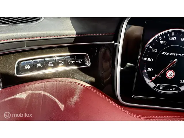 Mercedes-Benz S-Klasse Coupé AMG 63 2015 Benzine 14
