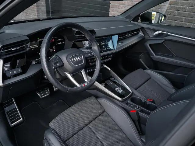 Audi A3 Sportback 35 TFSI S edition 2023 Benzine 10