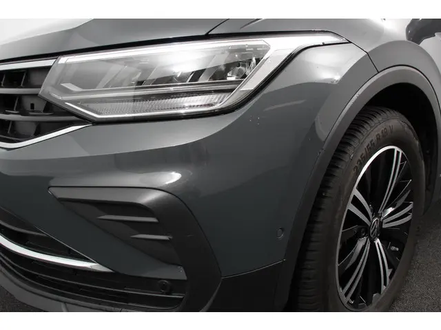 Volkswagen Tiguan 1.5 TSI DSG Active 2023 Benzine 26