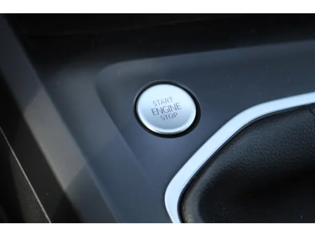 Volkswagen Golf Variant 1.0 TSI Life 2021 Benzine 16